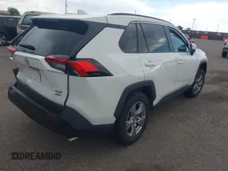2024 Toyota RAV4 XLE with VIN 2T3P1RFV2RW454181, listed as a IAAI auction lot 42673458 with 31,803 mi miles and . Bid and sale history available at DreamBid. Image 4.