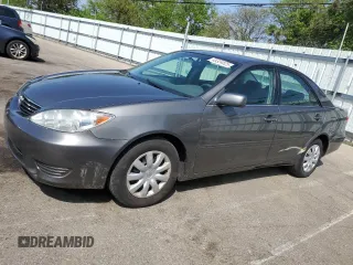 2005 Toyota Camry STD с VIN 4T1BE32K45U599605, выставлен на аукционе Copart как лот 55324525 с пробегом 215 210 миль миль и Списание • Salvage title. История ставок и продаж доступна на DreamBid. Изображение 1.
