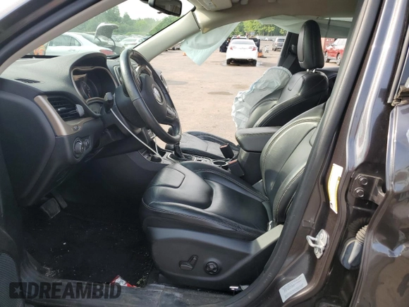 2017 Jeep Cherokee Latitude с VIN 1C4PJMCS9HW657615, выставлен на аукционе Copart как лот 59464265 с пробегом 65 801 миль миль и Списание • Salvage title. История ставок и продаж доступна на DreamBid. Изображение 7.
