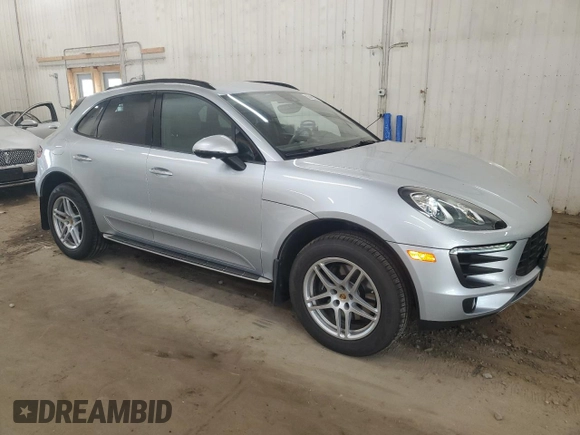 2017 Porsche Macan with VIN WP1AA2A5XHLB83939, listed as a Copart auction lot 58492535 with 26,673 mi miles and Salvage title. Bid and sale history available at DreamBid. Image 4.