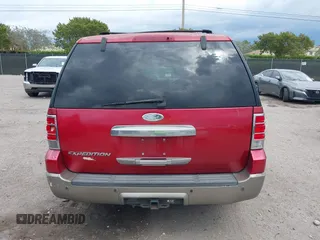 2004 Ford Expedition Eddie Bauer z VIN 1FMPU17L04LA25831, wystawiony jako IAAI lot #41888552 z przebiegiem 201 801 mil mil oraz . Historia ofert i sprzedaży dostępna na DreamBid. Obrazek 16.
