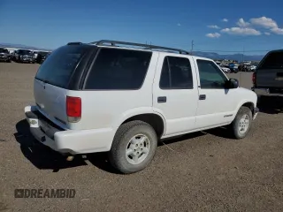 2001 Chevrolet Blazer LT with VIN 1GNDT13W31K225458, listed as a Copart auction lot 62497795 with 186,571 mi miles and Clean title. Bid and sale history available at DreamBid. Image 3.