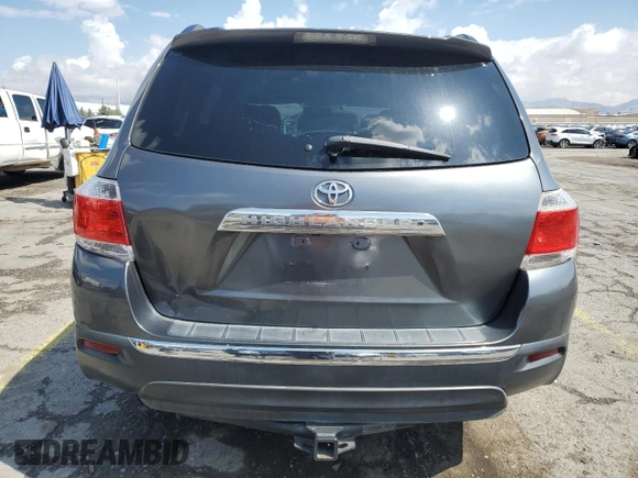 2013 Toyota Highlander Limited with VIN 5TDYK3EH5DS122904, listed as a Copart auction lot 55686225 with 221,905 mi miles and Salvage title. Bid and sale history available at DreamBid. Image 6.