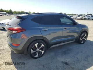 2017 Hyundai Tucson Sport z VIN KM8J33A28HU371193, wystawiony jako Copart lot #59004765 z przebiegiem 186 180 mil mil oraz Czysty tytuł • Clean title. Historia ofert i sprzedaży dostępna na DreamBid. Obrazek 3.