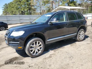 2010 Volkswagen Touareg VR6 with VIN WVGBF7A97AD003738, listed as a Copart auction lot 50394915 with 126,591 mi miles and Salvage Title. Bid and sale history available at DreamBid. Image 1.