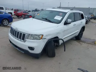 2013 Jeep Grand Cherokee Limited with VIN 1C4RJFBT3DC545662, listed as a IAAI auction lot 41576431 with 153,142 mi miles. Bid and sale history available at carsss.com. Image 2.