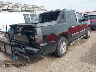2008 Chevrolet Avalanche LTZ z VIN 3GNEC12018G291364, wystawiony jako IAAI lot #41741861 z przebiegiem 220 181 mil mil oraz . Historia ofert i sprzedaży dostępna na DreamBid. Obrazek 4.
