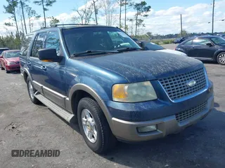 2003 Ford Expedition Eddie Bauer with VIN 1FMEU17W73LC12015, listed as a IAAI auction lot 41711716 with 228,740 mi miles. Bid and sale history available at carsss.com. Image 1.