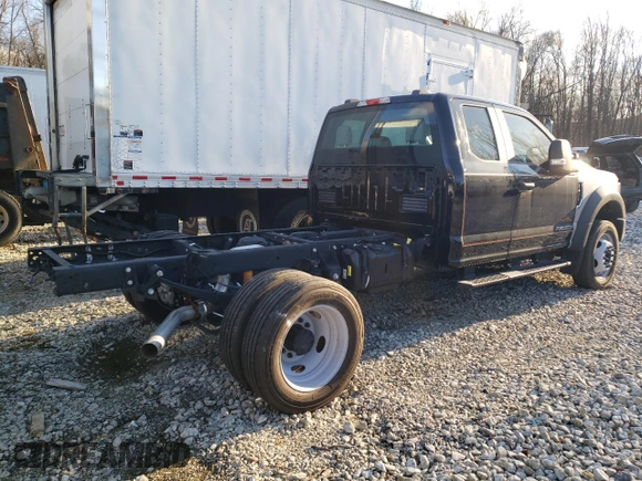 2022 Ford Super Duty F-450 DRW XL with VIN 1FD0X4HT2NEF13354, listed as a Copart auction lot 74287164 with 841 mi miles and Salvage Title. Bid and sale history available at carsss.com. Image 3.