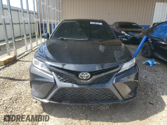 2019 Toyota Camry LE with VIN 4T1B11HK9KU723144, listed as a Copart auction lot 45474645 with 194,673 mi miles and Clean Title. Bid and sale history available at carsss.com. Image 5.