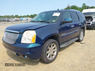 2007 GMC Yukon Denali z VIN 1GKFK63847J313456, wystawiony jako IAAI lot #42360981 z przebiegiem 179 670 mil mil oraz . Historia ofert i sprzedaży dostępna na DreamBid. Obrazek 2.