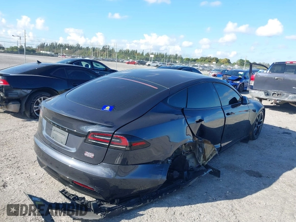 2023 Tesla Model S Plaid с VIN 5YJSA1E62PF530538, выставлен на аукционе IAAI как лот 41553415 с пробегом 31 392 миль миль и . История ставок и продаж доступна на DreamBid. Изображение 4.