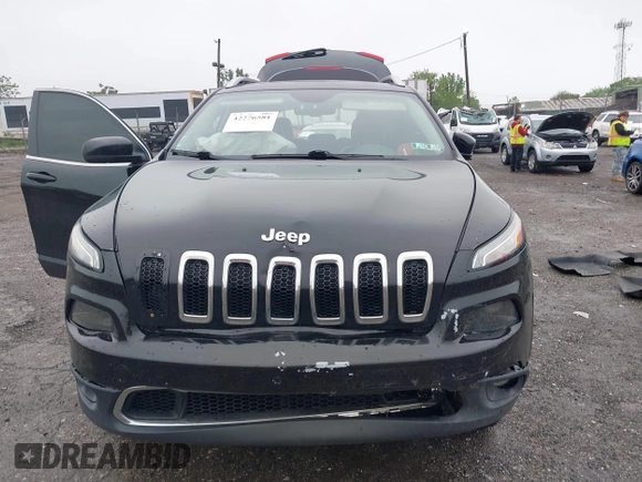 2017 Jeep Cherokee Limited with VIN 1C4PJMDB7HW599633, listed as a IAAI auction lot 42276581 with 169,865 mi miles and . Bid and sale history available at DreamBid. Image 13.