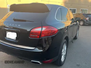 2013 Porsche Cayenne Diesel with VIN WP1AF2A29DLA24718, listed as a Copart auction lot 65841635 with 172,709 mi miles and Clean title. Bid and sale history available at DreamBid. Image 4.