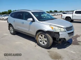 2012 Chevrolet Traverse 1LT z VIN 1GNKVGED5CJ254503, wystawiony jako Copart lot #57509375 z przebiegiem 210 388 mil mil oraz Szkoda całkowita • Salvage title. Historia ofert i sprzedaży dostępna na DreamBid. Obrazek 4.