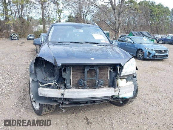 2011 Mercedes-Benz GL-Class GL 550 with VIN 4JGBF8GEXBA634772, listed as a IAAI auction lot 42025095 with 183,986 mi miles. Bid and sale history available at carsss.com. Image 12.