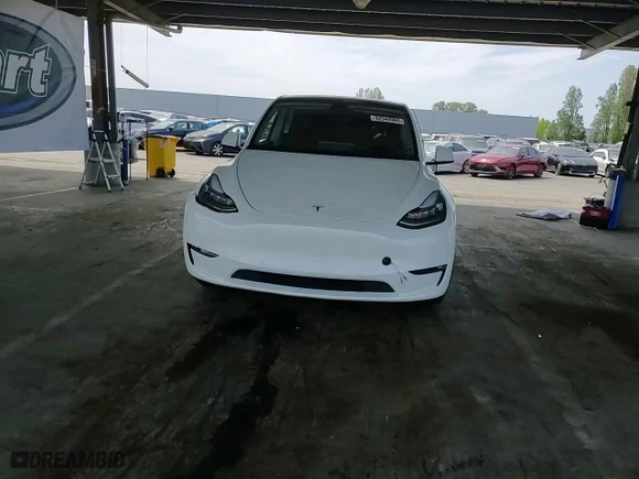 2022 Tesla Model Y Long Range with VIN 7SAYGDEE4NF493686, listed as a Copart auction lot 52544965 with 0 mi miles and Salvage Title. Bid and sale history available at carsss.com. Image 11.