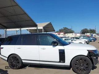 2021 Land Rover Range Rover с VIN SALGS5SE7MA431958, выставлен на аукционе IAAI как лот 42325301 с пробегом 24 627 миль миль и . История ставок и продаж доступна на DreamBid. Изображение 14.