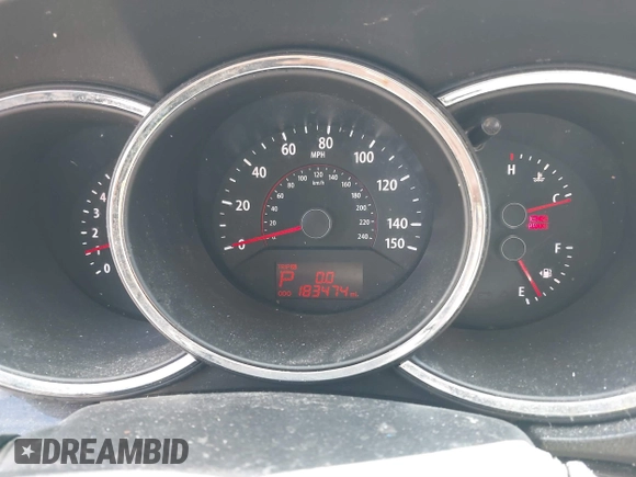 2011 Kia Sorento EX with VIN 5XYKU3A17BG008809, listed as a IAAI auction lot 41880114 with 183,474 mi miles. Bid and sale history available at carsss.com. Image 7.