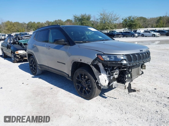 2023 Jeep Compass Latitude with VIN 3C4NJDBN8PT507373, listed as a IAAI auction lot 41669270 with 32,045 mi miles and . Bid and sale history available at DreamBid. Image 1.