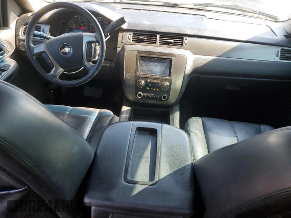 2007 Chevrolet Avalanche 1LT with VIN 3GNFK12307G266813, listed as a Copart auction lot 62402125 with 322,835 mi miles and Clean title. Bid and sale history available at DreamBid. Image 8.