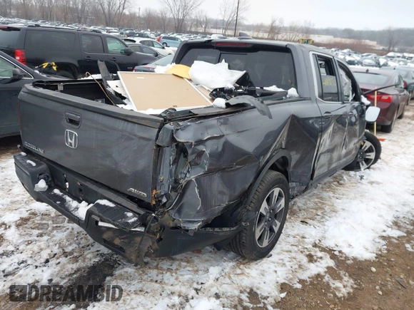 2019 Honda Ridgeline RTL z VIN 5FPYK3F57KB021943, wystawiony jako IAAI lot #41189250 z przebiegiem 36 444 mil mil oraz . Historia ofert i sprzedaży dostępna na DreamBid. Obrazek 4.