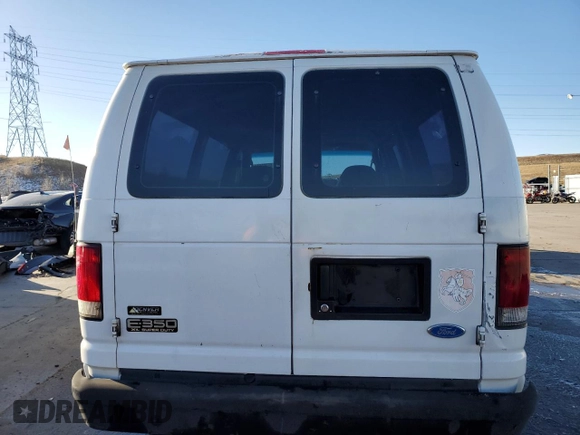 2005 Ford Econoline Passenger XL with VIN 1FBNE31L15HB23580, listed as a Copart auction lot 85060224 with 222,935 mi miles and Salvage Title. Bid and sale history available at carsss.com. Image 6.