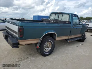 1996 Ford F-150 Special with VIN 1FTEF15N6TNA33543, listed as a Copart auction lot 68273364 with 0 mi miles and Salvage Title. Bid and sale history available at carsss.com. Image 3.