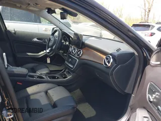 2020 Mercedes-Benz GLA 250 z VIN WDCTG4GB2LJ663215, wystawiony jako IAAI lot #42026810 z przebiegiem 50 643 mil mil oraz . Historia ofert i sprzedaży dostępna na DreamBid. Obrazek 5.