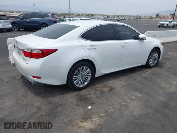 2014 Lexus ES 330 z VIN JTHBK1GG7E2101851, wystawiony jako IAAI lot #42576730 z przebiegiem 175 517 mil mil oraz . Historia ofert i sprzedaży dostępna na DreamBid. Obrazek 4.