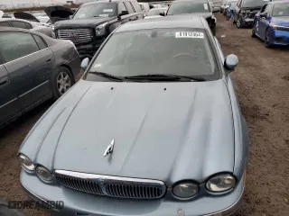 2004 Jaguar X-Type with VIN SAJEA51CX4WE00681, listed as a Copart auction lot 81912464 with 84,813 mi miles and Clean Title. Bid and sale history available at carsss.com. Image 5.