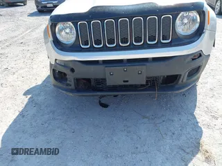2018 Jeep Renegade Sport with VIN ZACCJBAB2JPH43339, listed as a IAAI auction lot 42571383 with 92,105 mi miles and . Bid and sale history available at DreamBid. Image 18.