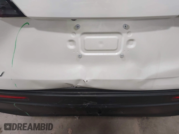 2024 Honda HR-V LX with VIN 3CZRZ2H38RM771818, listed as a IAAI auction lot 40751646 with 9,741 mi miles and . Bid and sale history available at DreamBid. Image 18.