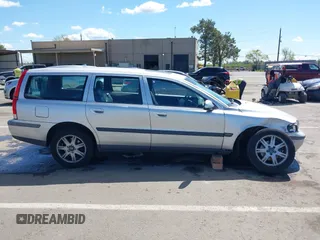 2002 Volvo V70 with VIN YV1SW58D322240530, listed as a IAAI auction lot 41944556 with 104,160 mi miles and . Bid and sale history available at DreamBid. Image 13.