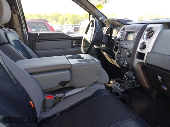 2013 Ford F-150 XL with VIN 1FTFX1CF3DKF37810, listed as a IAAI auction lot 41970478 with 211,781 mi miles. Bid and sale history available at carsss.com. Image 5.