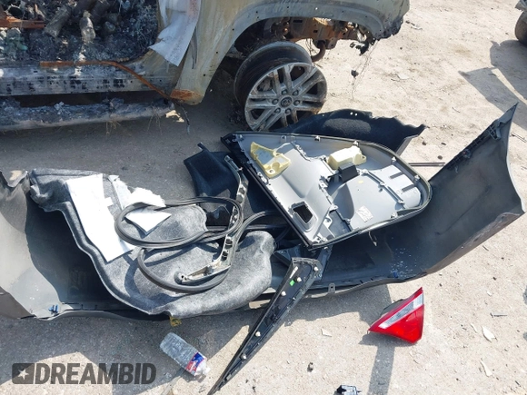 2016 Toyota Camry XLE with VIN 4T4BF1FKXGR521530, listed as a IAAI auction lot 41900074 with 151,251 mi miles and . Bid and sale history available at DreamBid. Image 12.