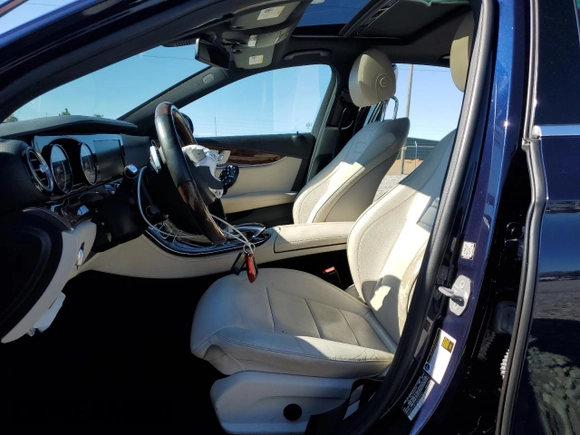 2018 Mercedes-Benz E-Class E 300 with VIN WDDZF4JB2JA329927, listed as a Copart auction lot 41367745 with 0 mi miles and Salvage Title. Bid and sale history available at carsss.com. Image 7.