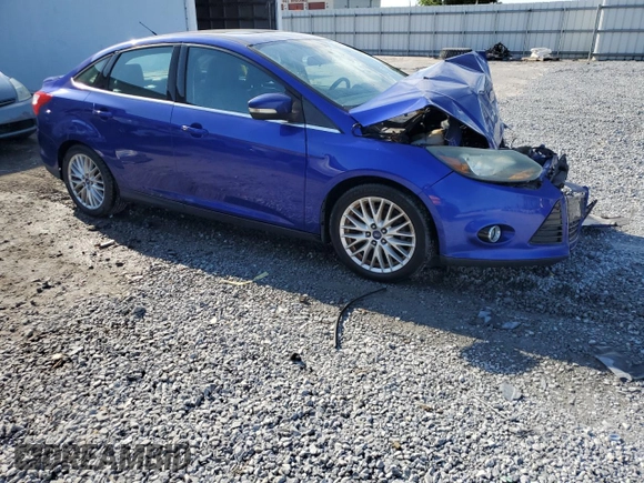 2014 Ford Focus Titanium with VIN 1FADP3J29EL404862, listed as a Copart auction lot 50930435 with 82,728 mi miles and Salvage Title. Bid and sale history available at carsss.com. Image 4.