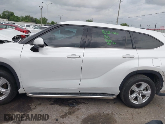 2022 Toyota Highlander L with VIN 5TDCZRAH0NS553876, listed as a IAAI auction lot 42174676 with 49,303 mi miles and . Bid and sale history available at DreamBid. Image 13.
