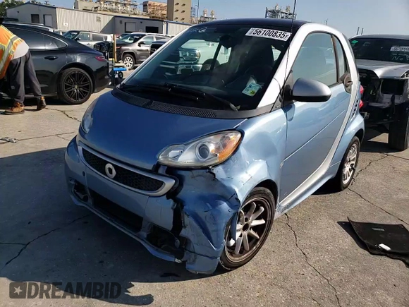 2013 Smart fortwo Pure with VIN WMEEJ3BA6DK674305, listed as a Copart auction lot 56100835 with 78,158 mi miles and Salvage title. Bid and sale history available at DreamBid. Image 13.