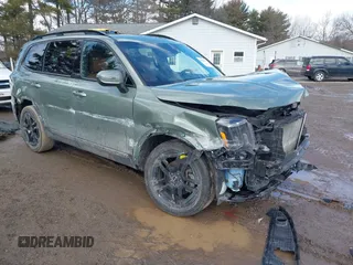 2023 Kia Telluride EX X-Line z VIN 5XYP3DGC8PG338845, wystawiony jako IAAI lot #41665367 z przebiegiem 63 595 mil mil oraz . Historia ofert i sprzedaży dostępna na DreamBid. Obrazek 1.