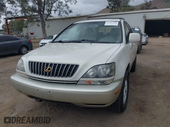 2000 Lexus RX 300 with VIN JT6HF10U1Y0098064, listed as a IAAI auction lot 42046249 with 216,171 mi miles. Bid and sale history available at carsss.com. Image 6.