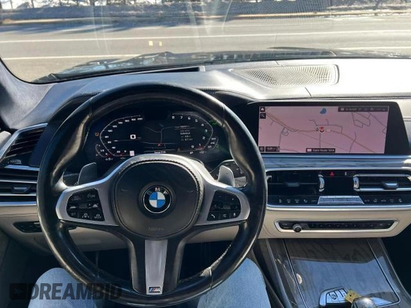 2019 BMW X7 xDrive50i z VIN 5UXCX4C53KLB39548, wystawiony jako Copart lot #54152375 z przebiegiem 159 191 mil mil oraz Czysty tytuł • Clean title. Historia ofert i sprzedaży dostępna na DreamBid. Obrazek 7.
