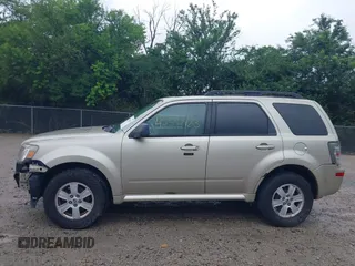 2010 Mercury Mariner with VIN 4M2CN8B73AKJ05123, listed as a IAAI auction lot 42512923 with 240,736 mi miles and . Bid and sale history available at DreamBid. Image 15.