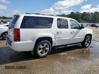 2008 Chevrolet Suburban LTZ with VIN 1GNFK16Y68R279024, listed as a Copart auction lot 72581004 with 109,305 mi miles and Salvage Title. Bid and sale history available at carsss.com. Image 3.
