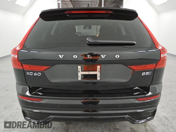 2025 Volvo XC60 Plus with VIN YV4M12RC0S1088355, listed as a Copart auction lot 49228045 with 5,694 mi miles and Clean Title. Bid and sale history available at carsss.com. Image 6.