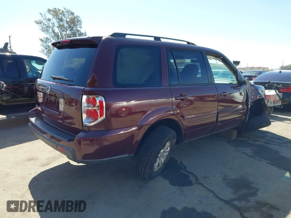 2008 Honda Pilot VP with VIN 5FNYF28238B008772, listed as a IAAI auction lot 42014263 with 110,239 mi miles and . Bid and sale history available at DreamBid. Image 4.