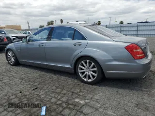 2012 Mercedes-Benz S 400 z VIN WDDNG9FB0CA420943, wystawiony jako Copart lot #56987055 z przebiegiem 119 125 mil mil oraz Czysty tytuł • Clean title. Historia ofert i sprzedaży dostępna na DreamBid. Obrazek 2.