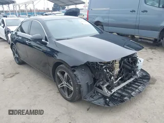 2022 Mercedes-Benz A 220 z VIN W1K3G4EB6NJ356664, wystawiony jako IAAI lot #42154178 z przebiegiem 50 142 mil mil oraz . Historia ofert i sprzedaży dostępna na DreamBid. Obrazek 1.