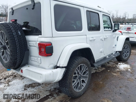 2024 Jeep Wrangler High Altitude z VIN 1C4RJXU66RW174919, wystawiony jako IAAI lot #41563619 z przebiegiem 4 133 mil mil oraz . Historia ofert i sprzedaży dostępna na DreamBid. Obrazek 4.